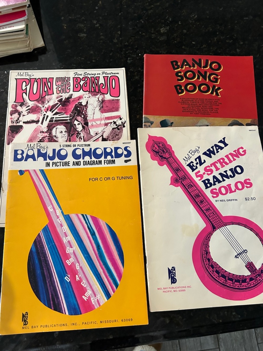 Learn To Play Banjo, lot of 4 instructional books